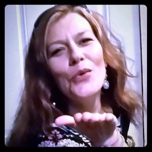 Meet your Posher, Shelby.